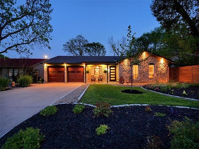 Beautiful curb appeal!