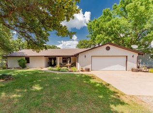 9251 N 4000th Rd, Dewey, OK 74029