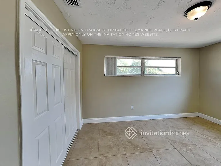 2199 NW 81st Ter — Photo 11