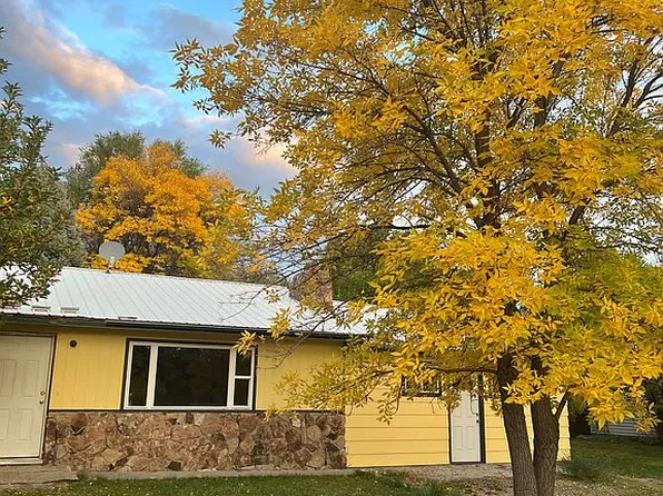 611 Orchard Ave, Paonia, CO 81428