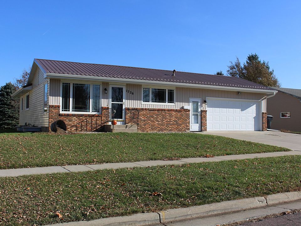 1st image of 1726 N Douglas Ave