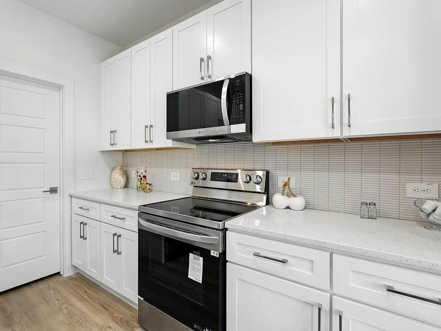 3 bed, 2.5 bath, 1778 sqft, $2,600 — Photo 3
