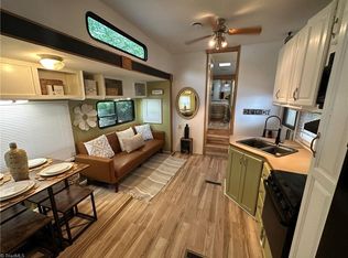 160 Eagle Dr, New London, NC 28127