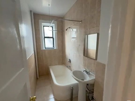 5th image of 405 Beach 30 St #2