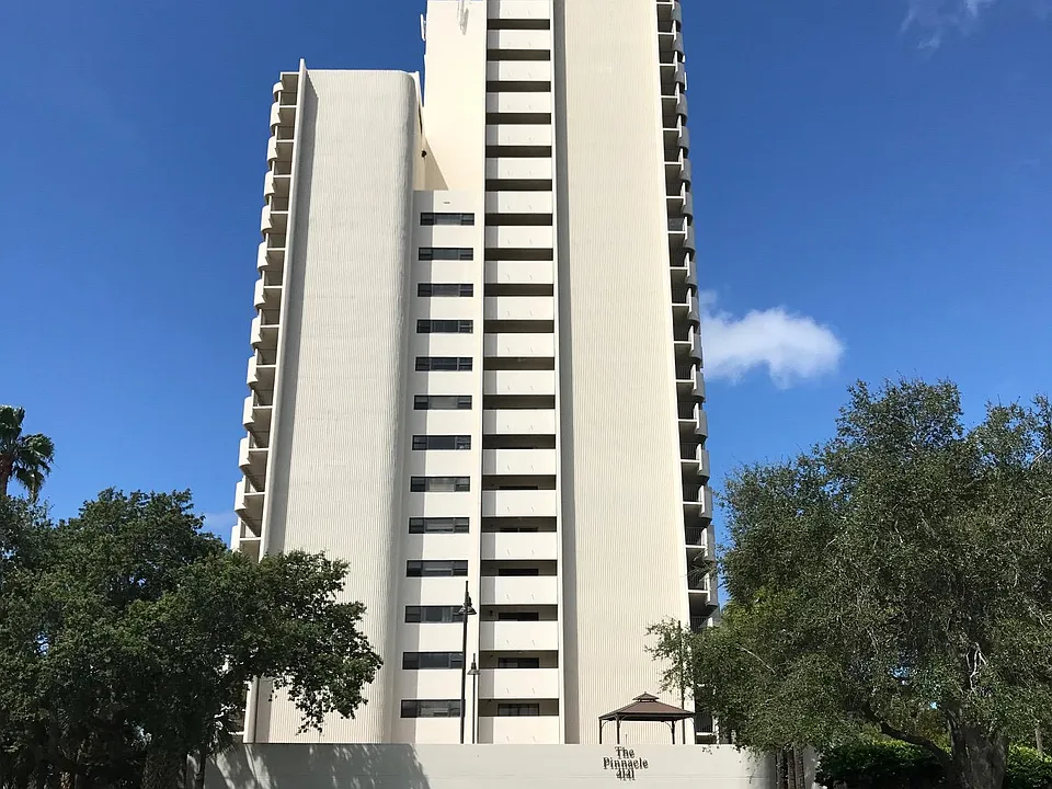 4141 Bayshore Blvd #205