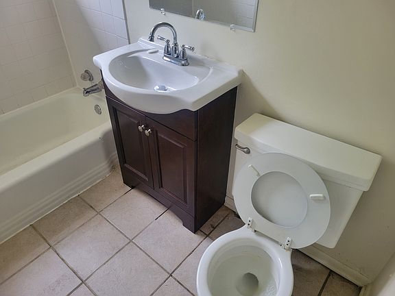4th image of 8407 W 53rd St