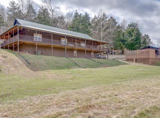 381 E Humphries County Line Rd, Dickson, TN 37055