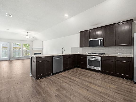 4th image of 14353 S Summerchase Cir