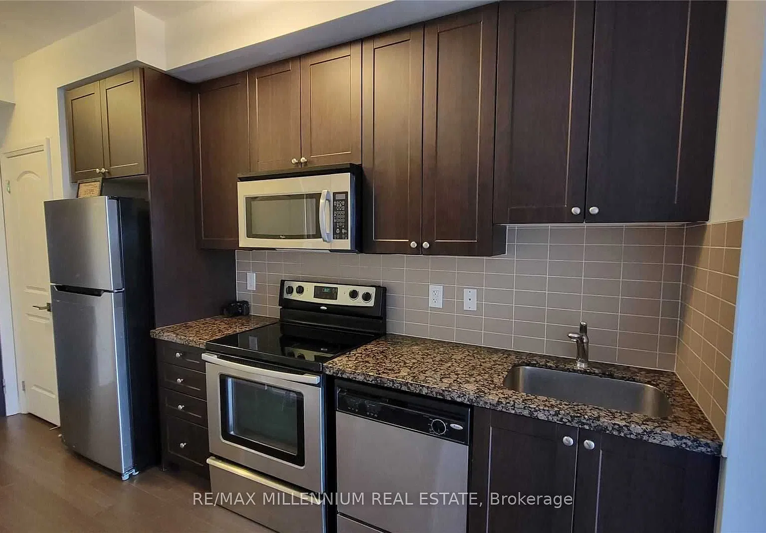 2 bed, $2,400 — Photo 3