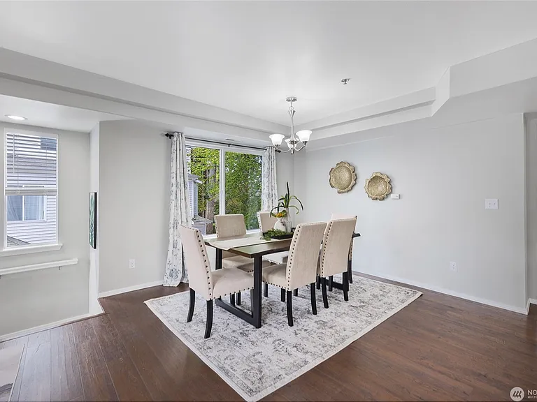 16219 Northup Way #C204 — Photo 9