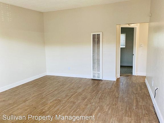 3rd image of 829 S East St APT 6