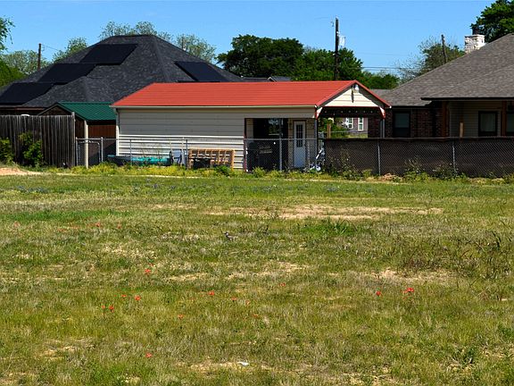 3rd image of 316 Preston Rd
