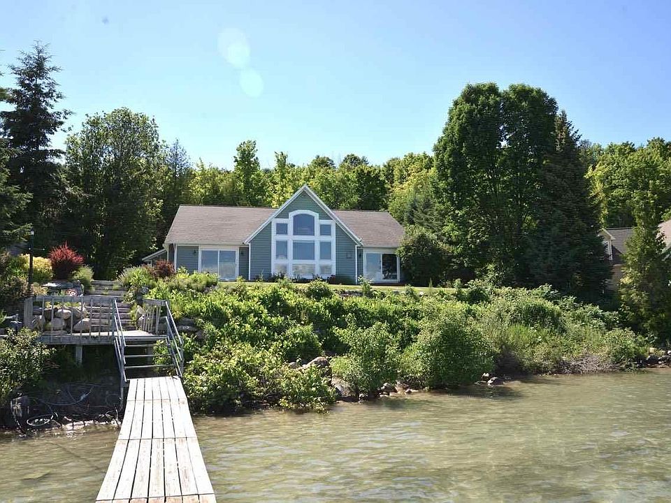 1st image of 4993 NW Torch Lake Dr