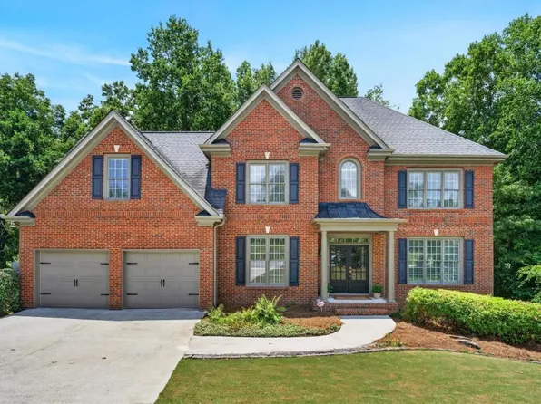 1995 Silverstone Dr, Lawrenceville, GA 30045