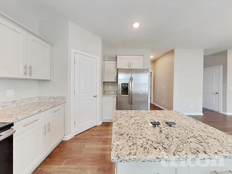 1785 Rains Rd — Photo 4