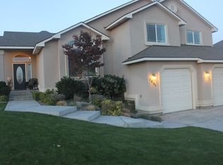 3801 W 46th Ave, Kennewick, WA
