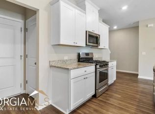 6353R Lanier Harbor Lndg, Buford, GA 30518