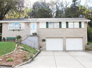 177 McAlister Dr, Pittsburgh, PA