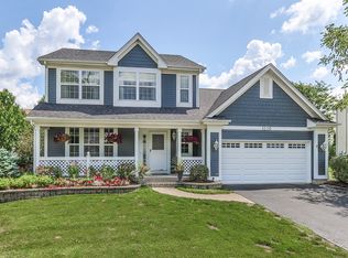 1220 Cortland Ln, Wauconda, IL