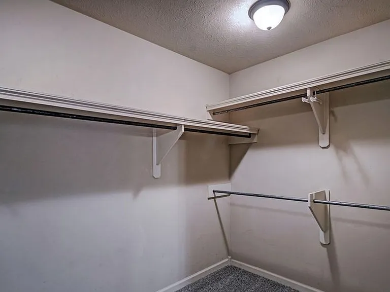 121 Millhouse Dr — Photo 14
