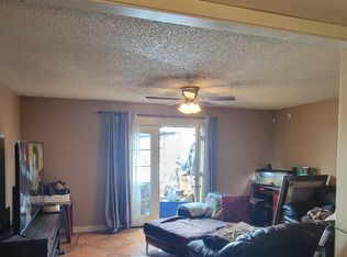 341 N Shasta Ave, Farmersville, CA 93223