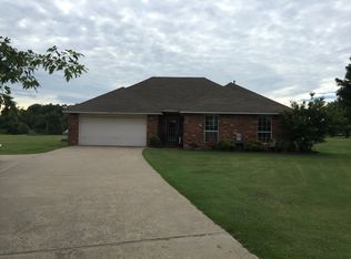1377 Madison St #8735, Huntsville, AR 72740
