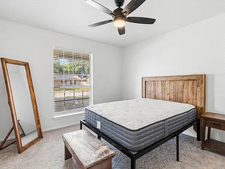 1400 Northridge Dr — Photo 22