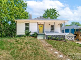 125 Edwards Ave, Swannanoa, NC 28778