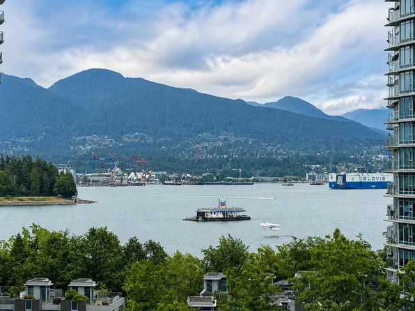 1228 Hastings St W #701, Vancouver, BC V6E 4S6
