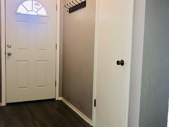 2nd image of 309 Warwick Rd
