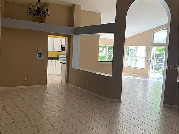 5th image of 10609 Chambers Dr