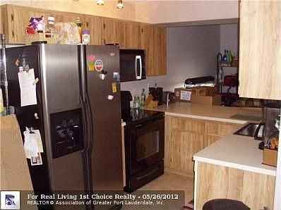2nd image of 9781 Riverside Dr