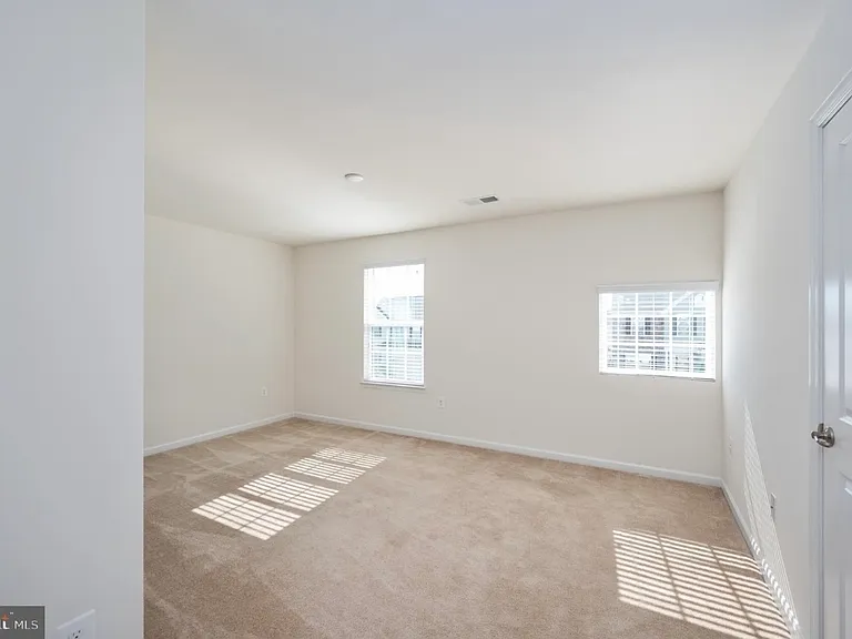 9203 Wild Spruce Dr — Photo 23