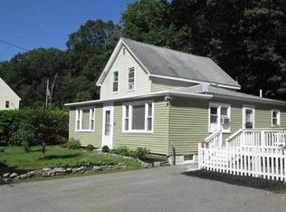 22 Beacon St, Westford, MA 01886