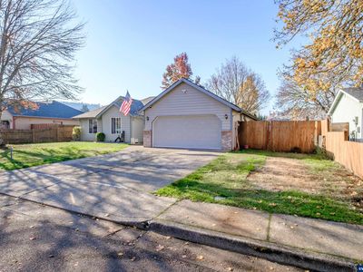 956 29th Ave, Sweet Home, OR, 97386
