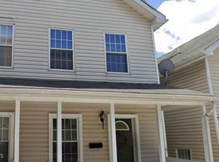 1517 Baldwin St, Baltimore, MD 21211