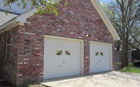4th image of 120 Lakeview Dr