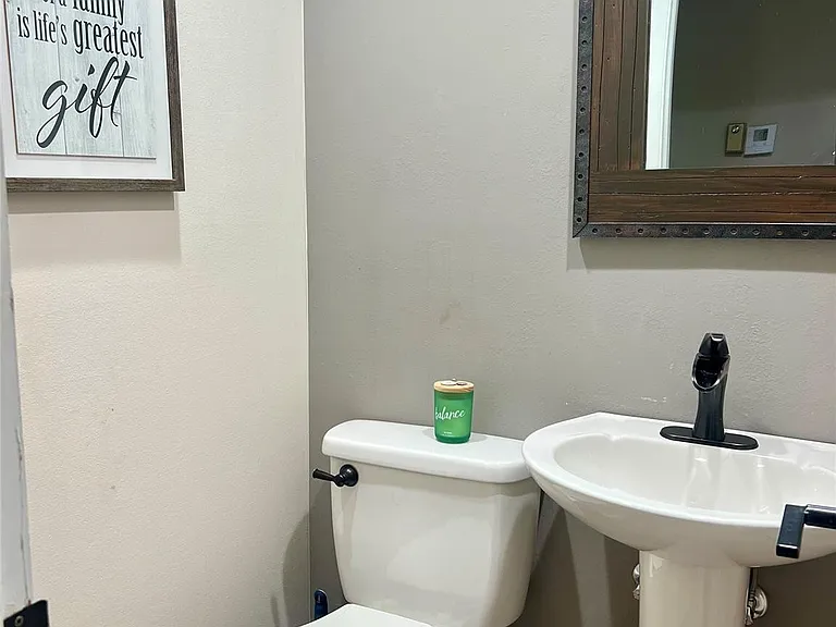 4040 N Hills Dr #25 — Photo 5