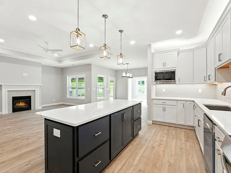 520 Eighty Lane Lake James — Photo 12