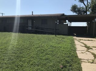 6925 SW Crestwood Dr, Topeka, KS 66619