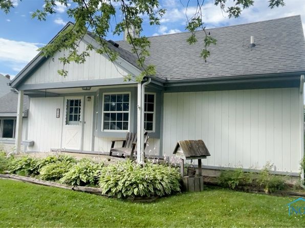 812 Loch Haven Blvd, Maumee, OH 43537