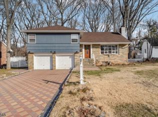 371 Plymouth Rd, Union, NJ 07083