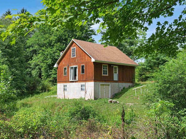 4304 Sinclair Rdg, Rowlesburg, WV 26425