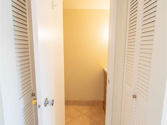 4th image of 300 Diplomat Parkway #309