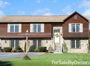 163 Lake Ridge Rd, Strasburg, VA 22657