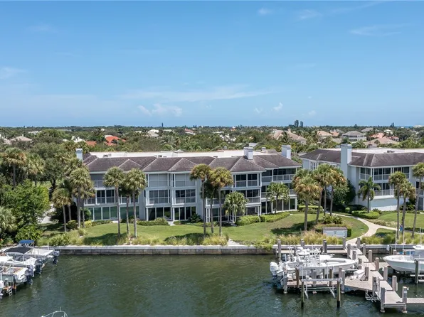 1901 Bay Rd APT 302, Vero Beach, FL 32963