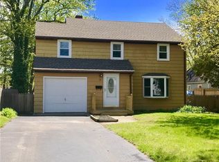 74 Tamarack Dr, Rochester, NY 14622