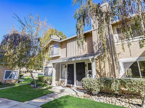 2nd image of 3590 Ivalynn Cir