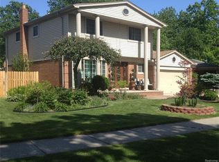 20441 Coachwood Rd, Riverview, MI 48193