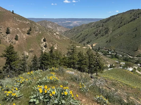 0 Uphill Lane, Wenatchee, WA 98801